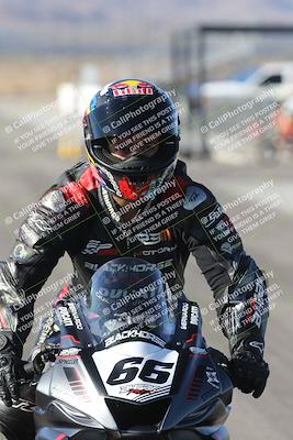 media/Oct-03-2025-CVMA Friday Practice (Fri) [[0c1e57b650]]/1-Around the Pits/